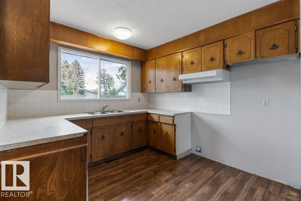 184 Homestead Cr Nw, Edmonton, Alberta  T5A 2Y4 - Photo 10 - E4461154