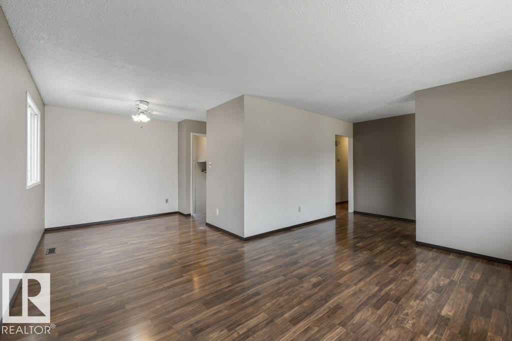 184 Homestead Cr Nw, Edmonton, Alberta  T5A 2Y4 - Photo 6 - E4461154