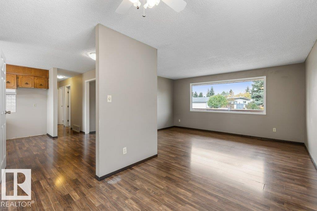 184 Homestead Cr Nw, Edmonton, Alberta  T5A 2Y4 - Photo 8 - E4461154
