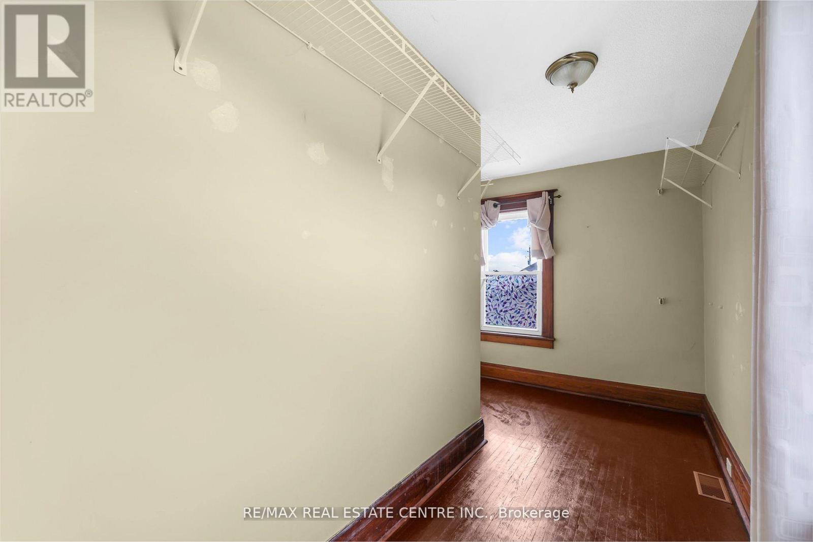 323 Queenston Road, Niagara-On-The-Lake, Ontario  L0S 1J0 - Photo 26 - X12449600