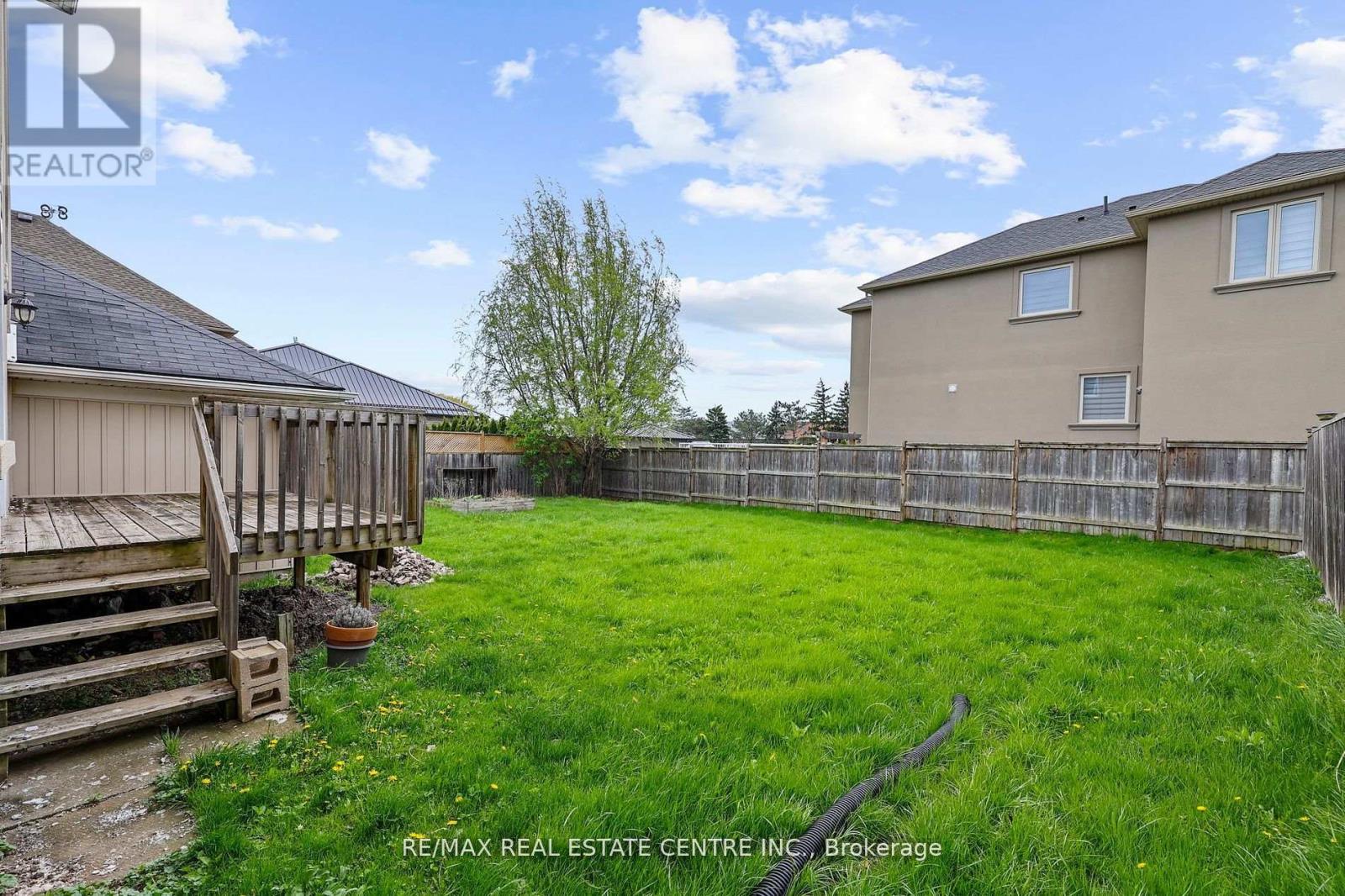 323 Queenston Road, Niagara-On-The-Lake, Ontario  L0S 1J0 - Photo 39 - X12449600