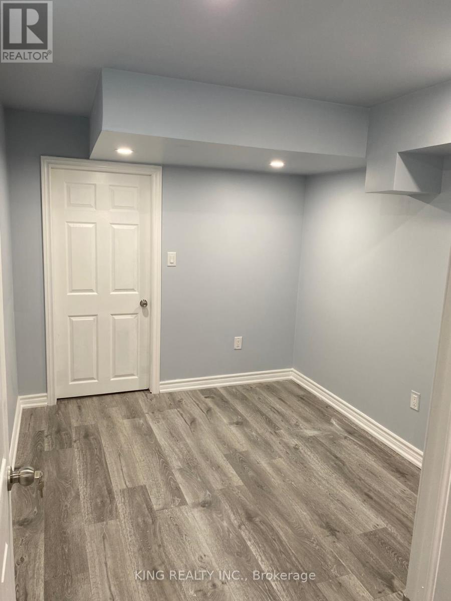 3768 Stewart Avenue, London South, Ontario  N6L 1K3 - Photo 10 - X12449627
