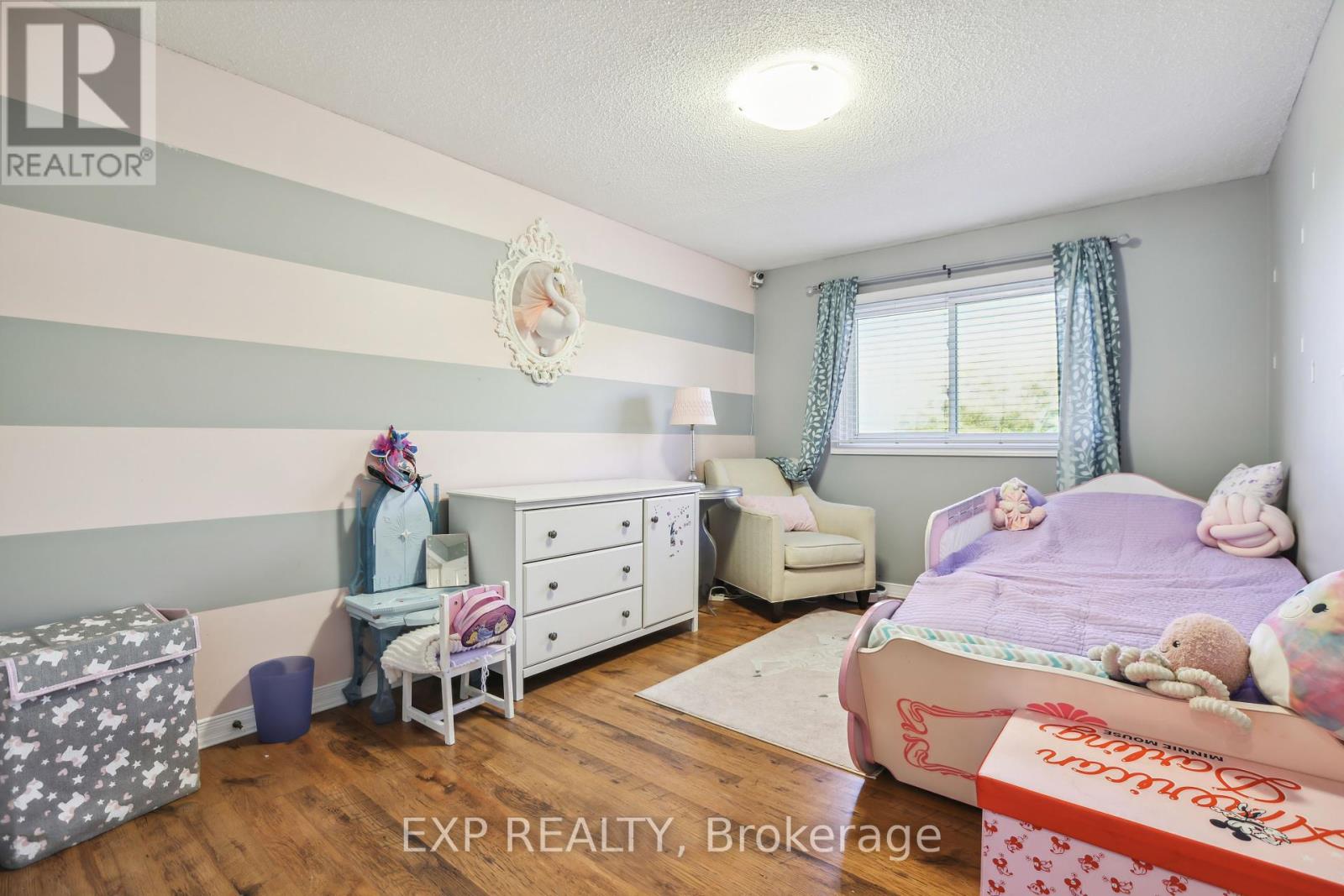 49 - 2 Royalwood Court, Hamilton, Ontario  L8E 4Z1 - Photo 13 - X12449630