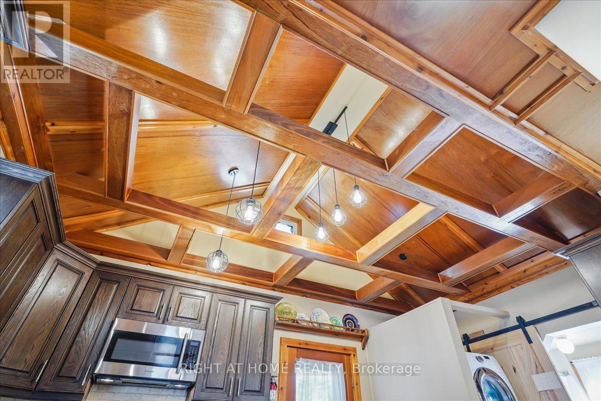 6311 Barker Street, Niagara Falls, Ontario  L2G 1Y6 - Photo 10 - X12449646