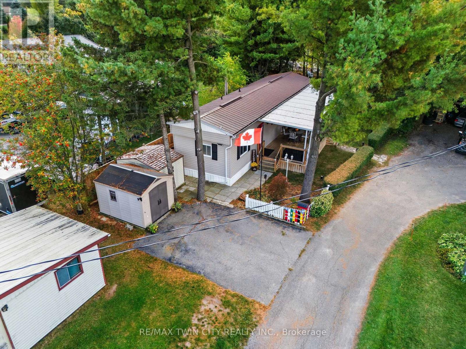 518 - 673 Brant Waterloo Road, North Dumfries, Ontario  N0B 1E0 - Photo 22 - X12449664