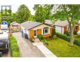 44 BILLINGTON CRESCENT, Hamilton, Ontario