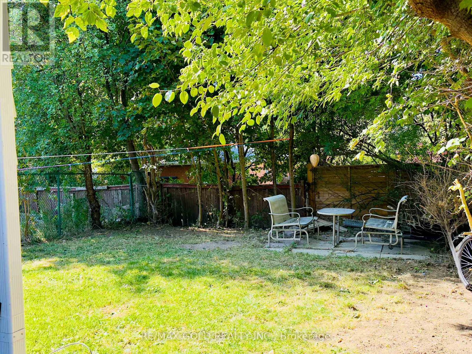 Lower - 156 Mooregate Crescent, Kitchener, Ontario  N2M 2G1 - Photo 24 - X12449696