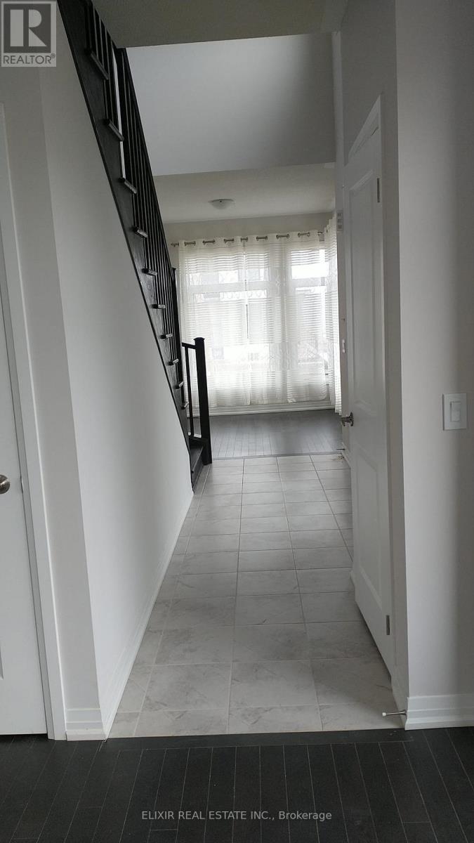 3 Weylie Street E, Hamilton, Ontario  L0R 1W0 - Photo 10 - X12449717