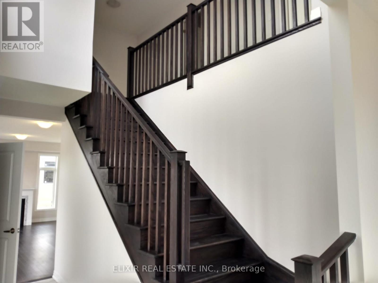 3 Weylie Street E, Hamilton, Ontario  L0R 1W0 - Photo 9 - X12449717