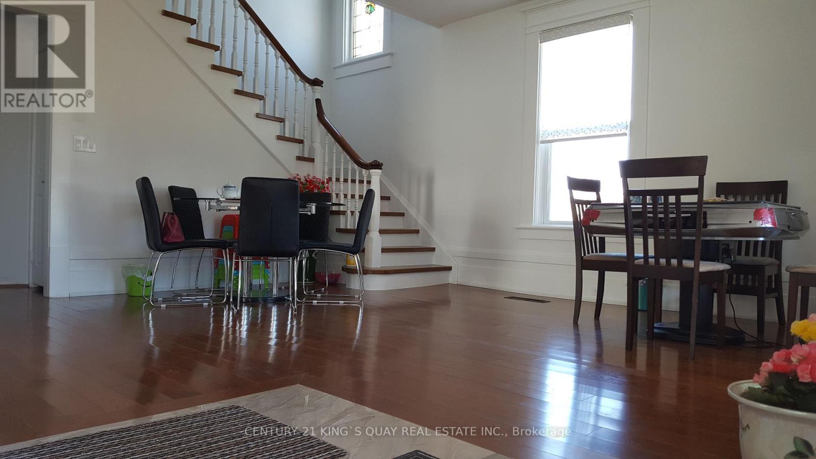 3985 Stouffville Road, Whitchurch-Stouffville, Ontario  L4A 7X5 - Photo 10 - N12332409