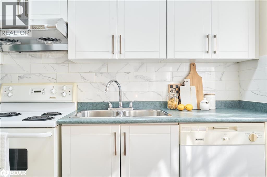 2874 Keele Street Unit# 205, Toronto, Ontario  M3M 3C4 - Photo 15 - 40777227