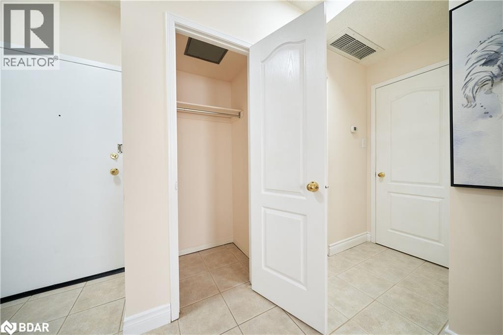 2874 Keele Street Unit# 205, Toronto, Ontario  M3M 3C4 - Photo 18 - 40777227