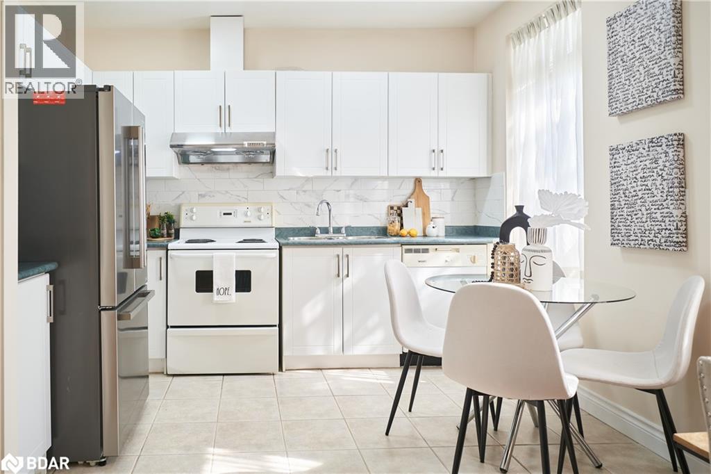 2874 Keele Street Unit# 205, Toronto, Ontario  M3M 3C4 - Photo 3 - 40777227