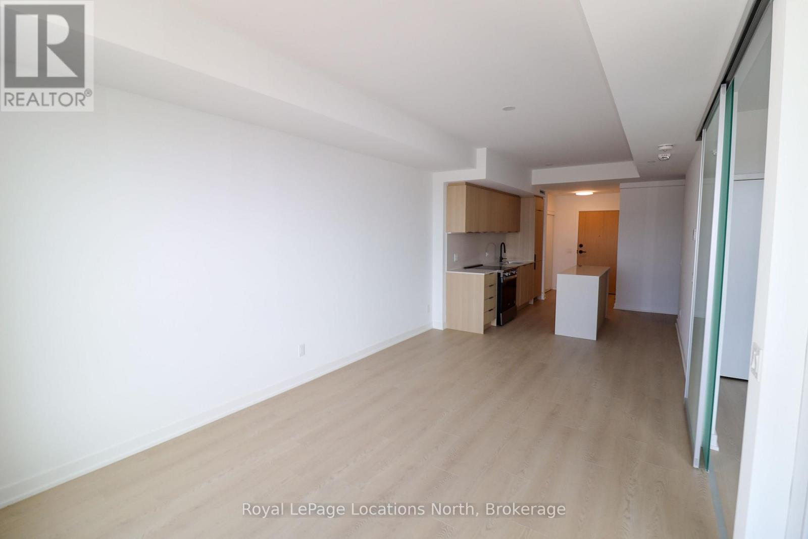 518 - 31 Huron Street, Collingwood, Ontario  L9Y 0E8 - Photo 7 - S12447402