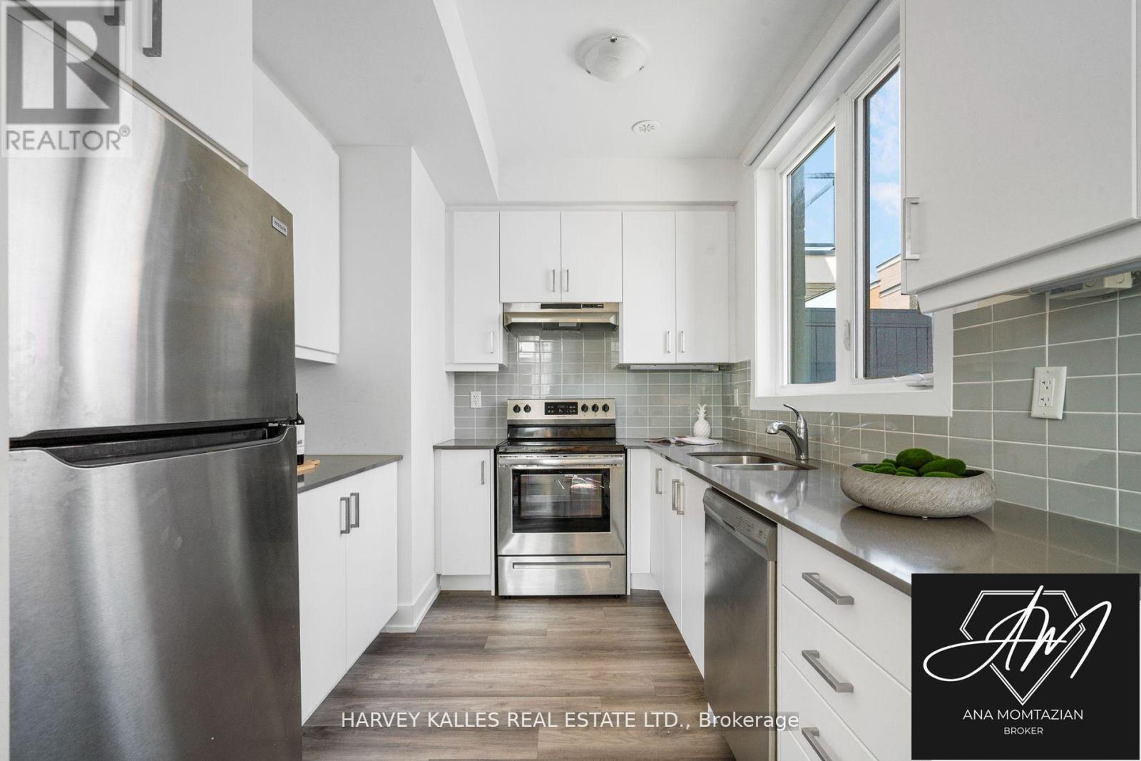 1 - 9 PHELPS LANE, Richmond Hill, Ontario