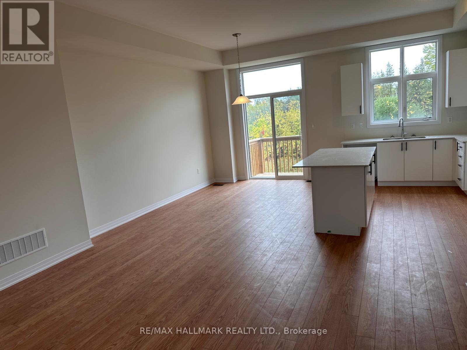 18 George Bales Lane, Richmond Hill, Ontario  L4S 0P9 - Photo 2 - N12449037