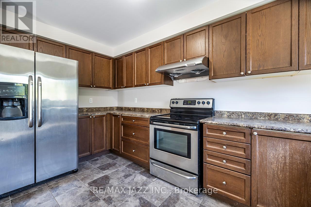 2305 Winlord Place, Oshawa, Ontario  L1L 0B8 - Photo 11 - E12449877