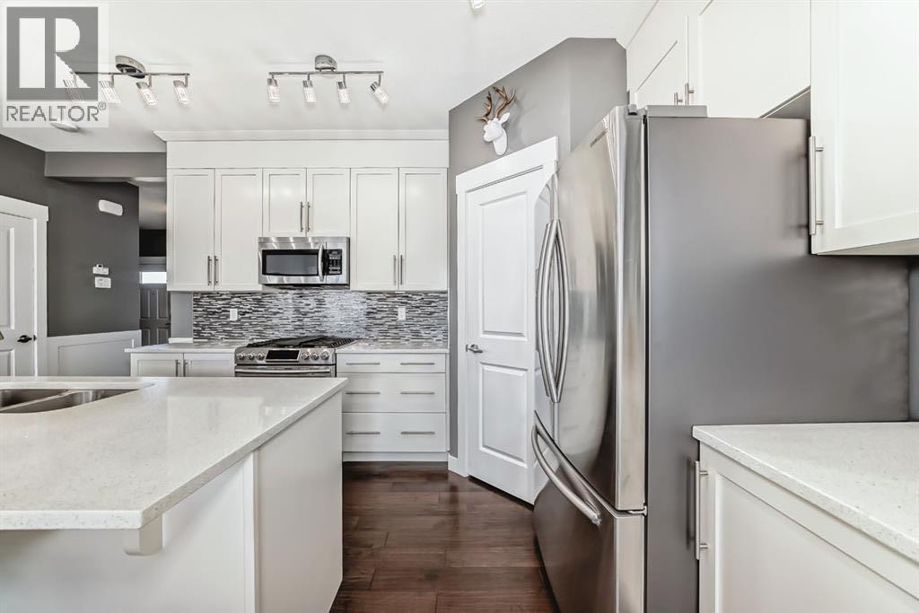 288 Rainbow Falls Green, Chestermere, Alberta  T1X 0S4 - Photo 46 - A2262855