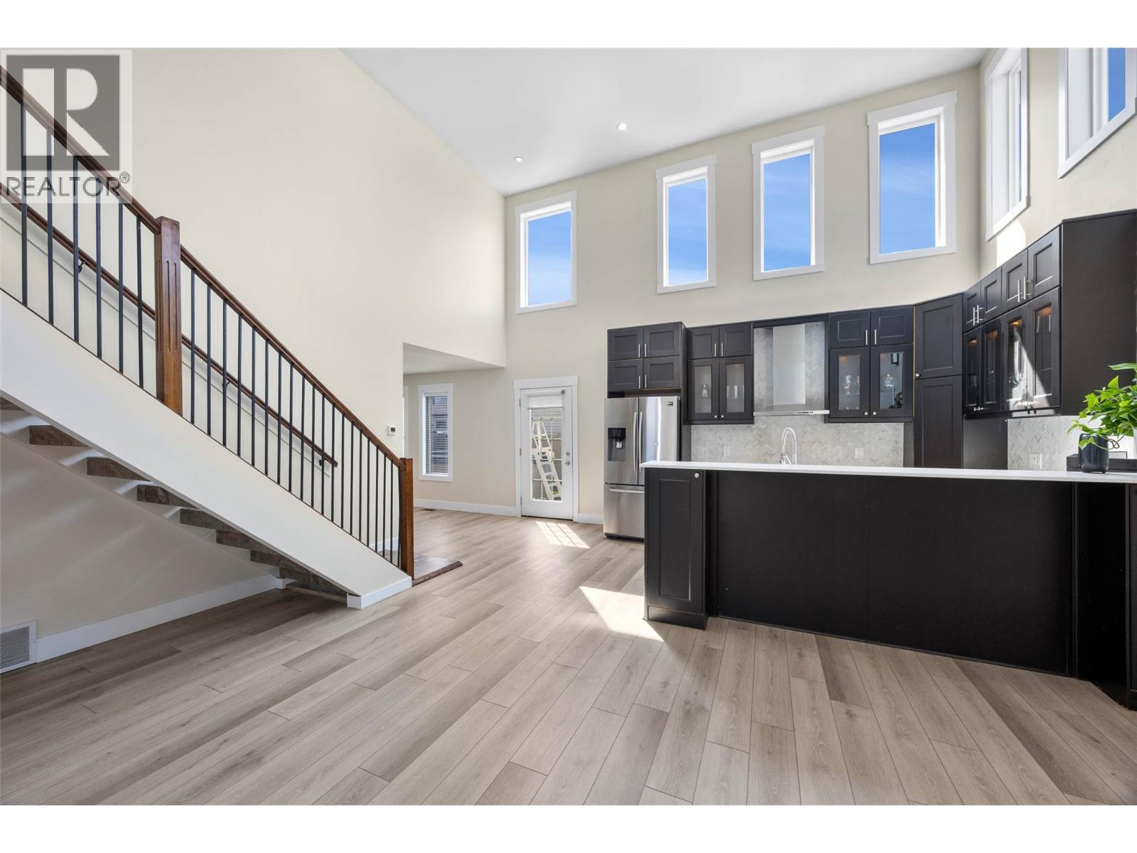 615 Rose Avenue, Kamloops, British Columbia  V2B 3T4 - Photo 4 - 10361536