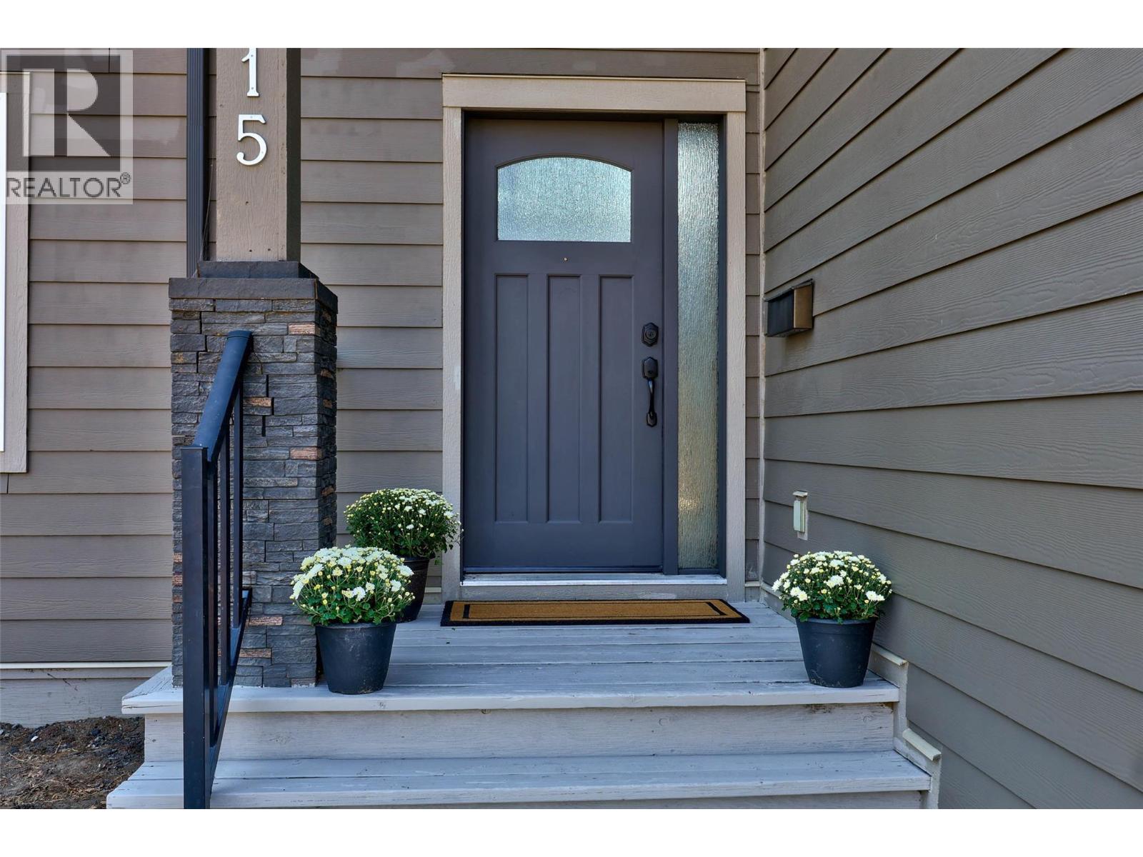 615 Rose Avenue, Kamloops, British Columbia  V2B 3T4 - Photo 2 - 10361536