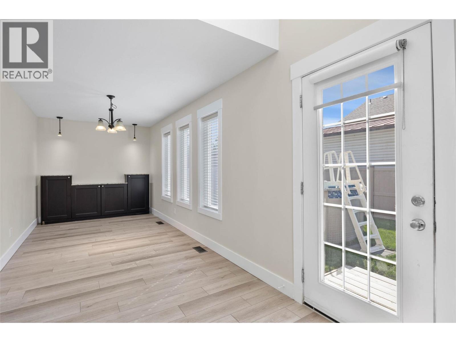 615 Rose Avenue, Kamloops, British Columbia  V2B 3T4 - Photo 8 - 10361536