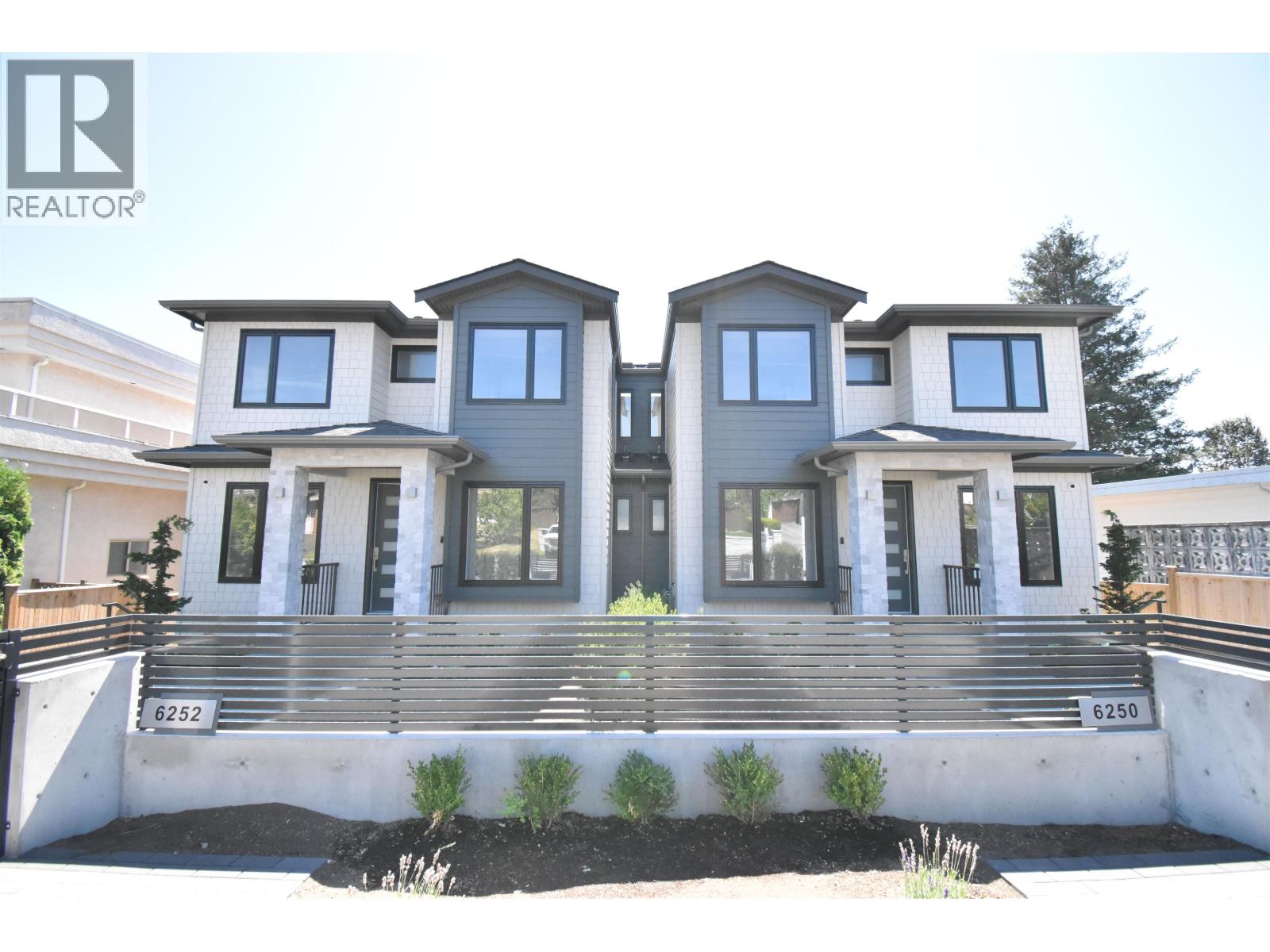 6252 Kitchener Street, Burnaby, British Columbia  V5B 2J4 - Photo 2 - R3035144