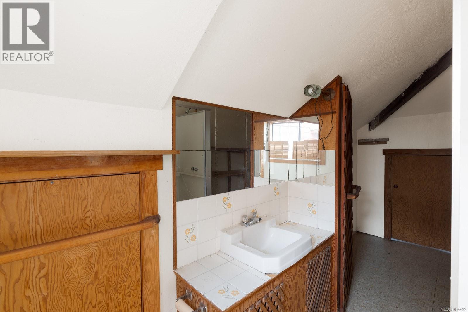 1175 Wain Rd, North Saanich, British Columbia  V8L 5V1 - Photo 43 - 1015582