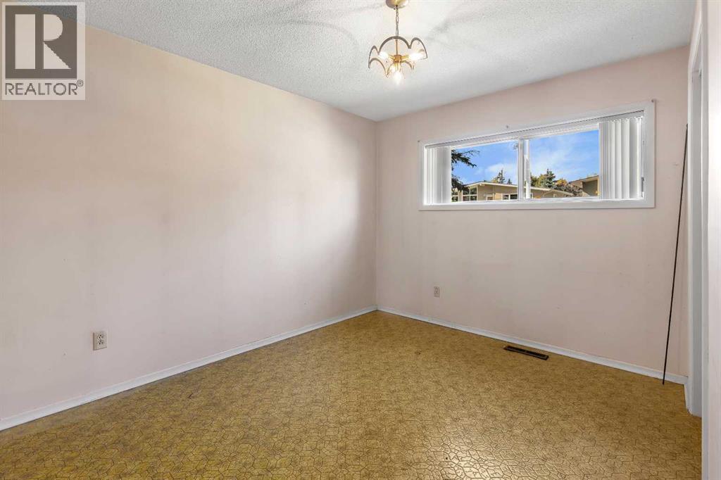 3224 Carol Drive Nw, Calgary, Alberta  T2L 0K6 - Photo 22 - A2262353