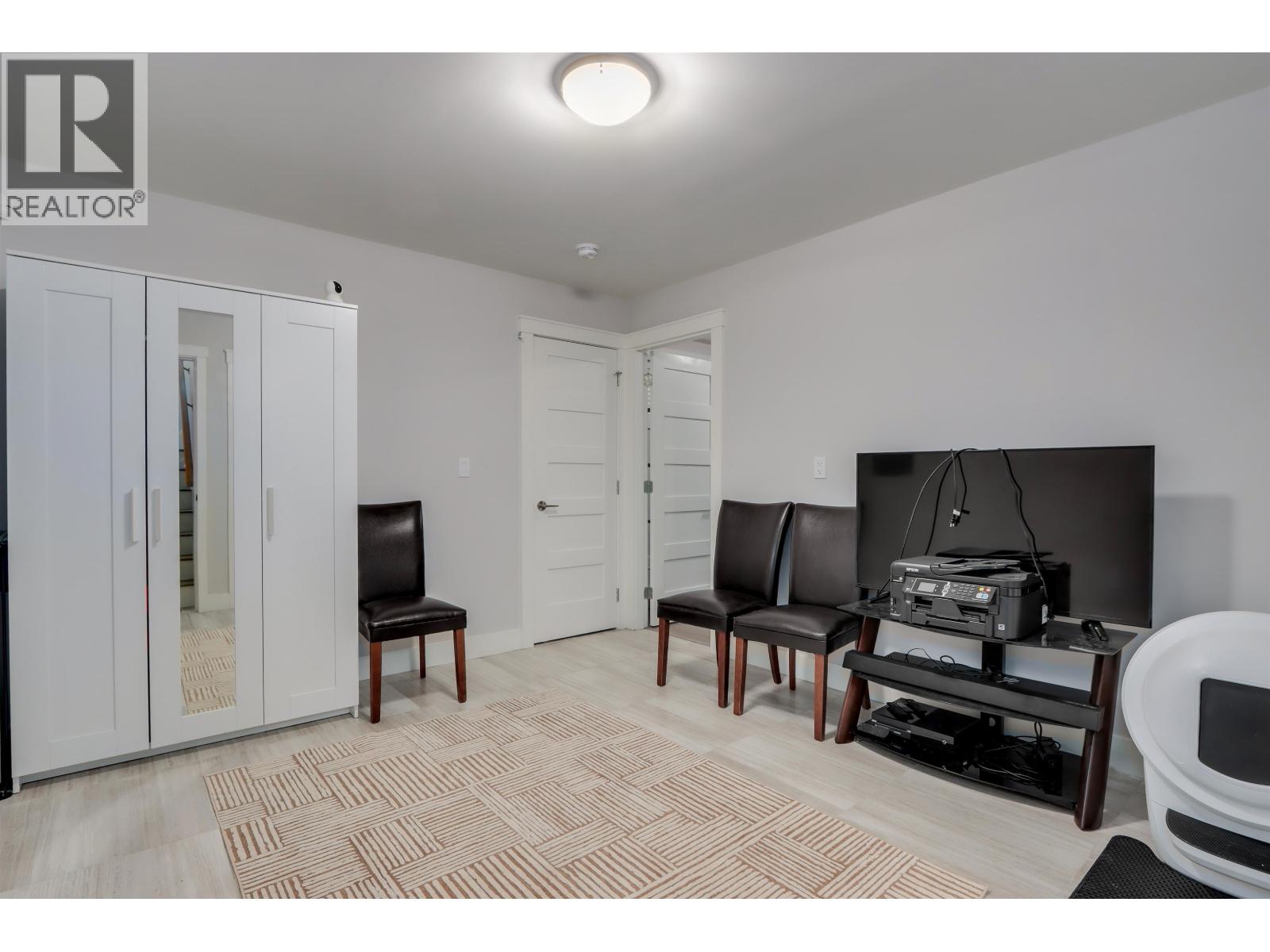 2496 Brock Street, Vancouver, British Columbia  V5R 2R4 - Photo 11 - R3056134