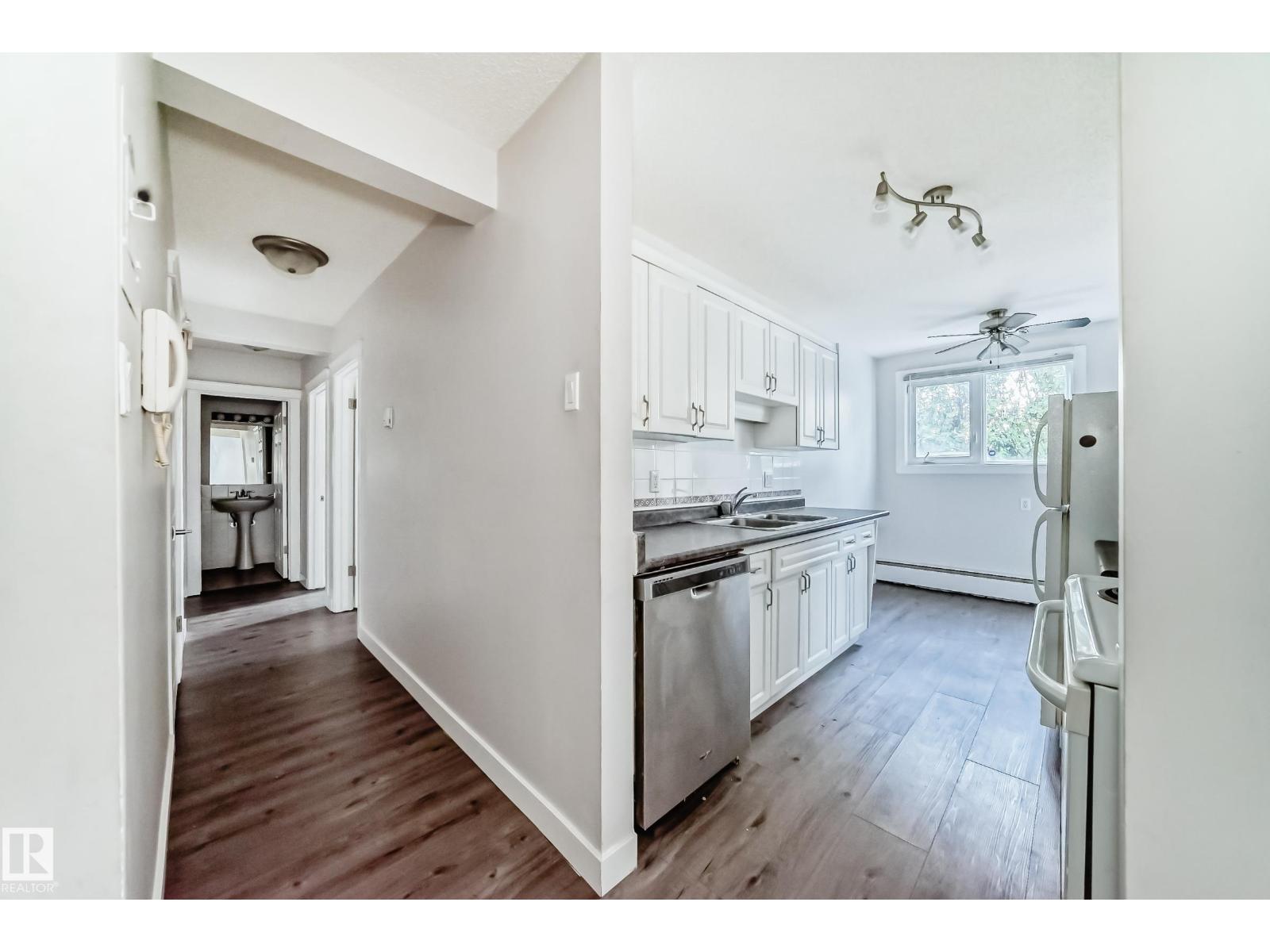 #103 6708 90 Av Nw Nw, Edmonton, Alberta  T6B 0P2 - Photo 6 - E4461156