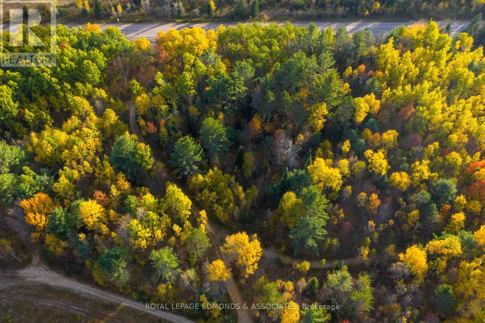 00 Highway 17 Highway, Laurentian Hills, Ontario  K0J 1J0 - Photo 8 - X12449902
