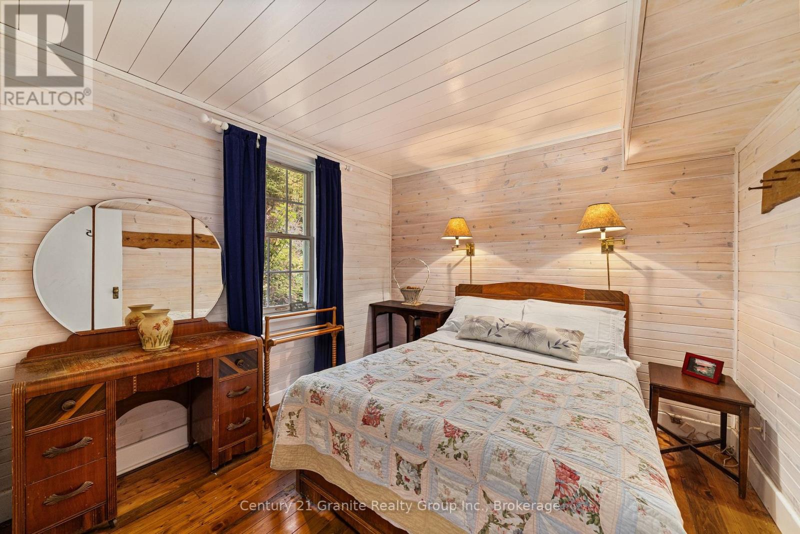 1050 Whiskey Jack Lane, Algonquin Highlands, Ontario  K0M 1S0 - Photo 24 - X12449083