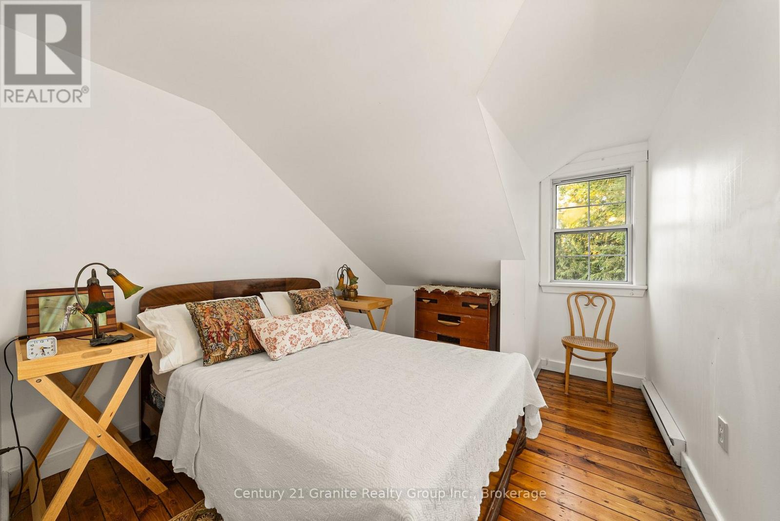 1050 Whiskey Jack Lane, Algonquin Highlands, Ontario  K0M 1S0 - Photo 32 - X12449083