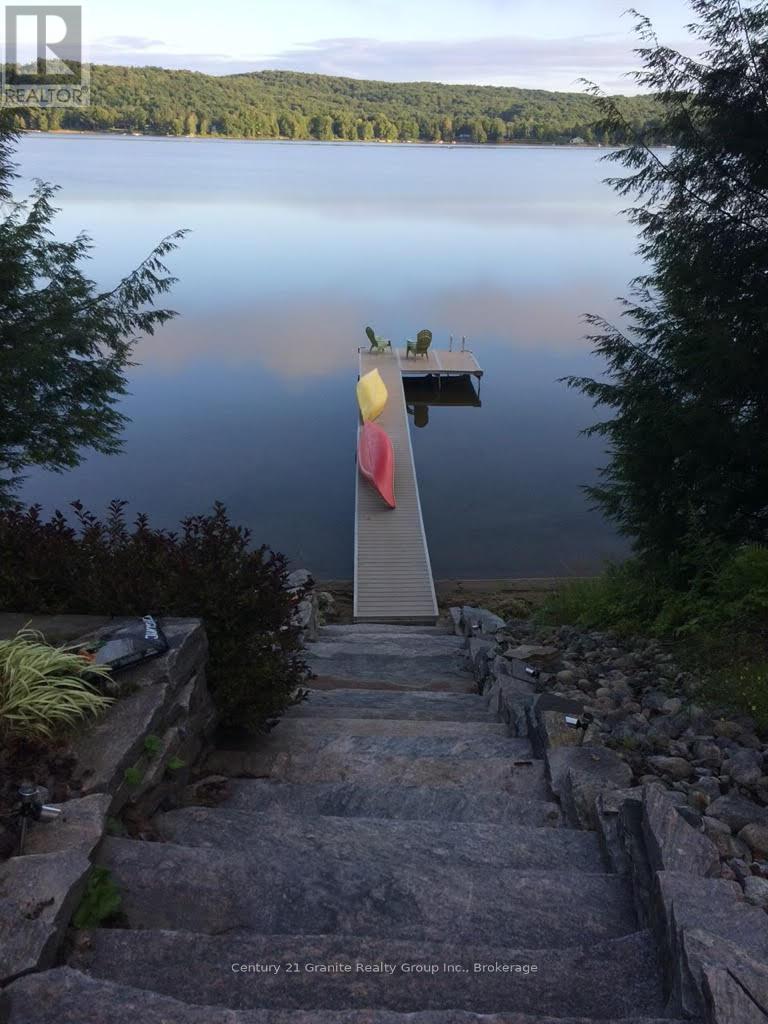 1050 Whiskey Jack Lane, Algonquin Highlands, Ontario  K0M 1S0 - Photo 46 - X12449083