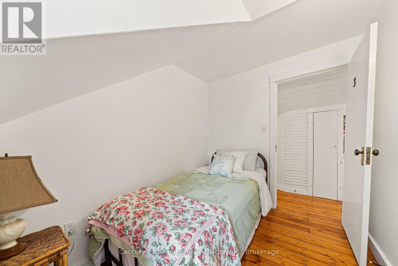 1050 Whiskey Jack Lane, Algonquin Highlands, Ontario  K0M 1S0 - Photo 33 - X12449083