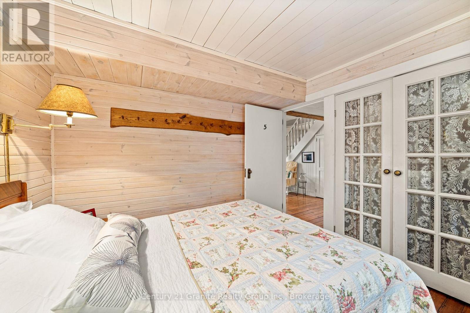 1050 Whiskey Jack Lane, Algonquin Highlands, Ontario  K0M 1S0 - Photo 25 - X12449083