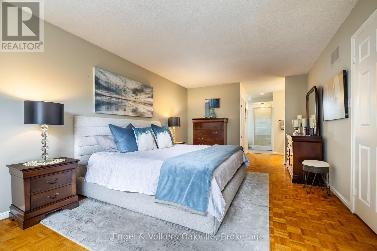 1181 Grange Road, Oakville, Ontario  L6H 1P8 - Photo 23 - W12449898