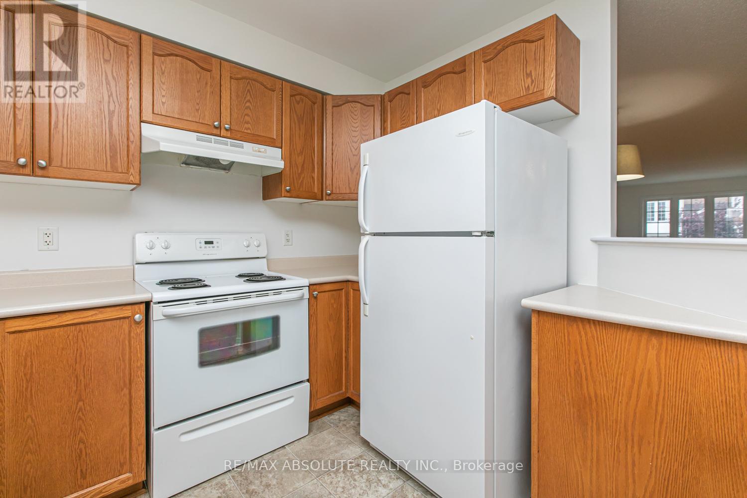 254 Gershwin Private, Ottawa, Ontario  K2H 1G5 - Photo 12 - X12449870
