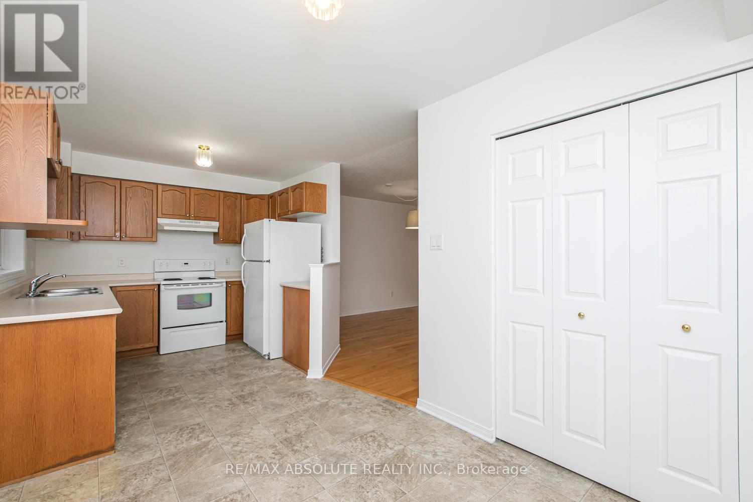 254 Gershwin Private, Ottawa, Ontario  K2H 1G5 - Photo 16 - X12449870