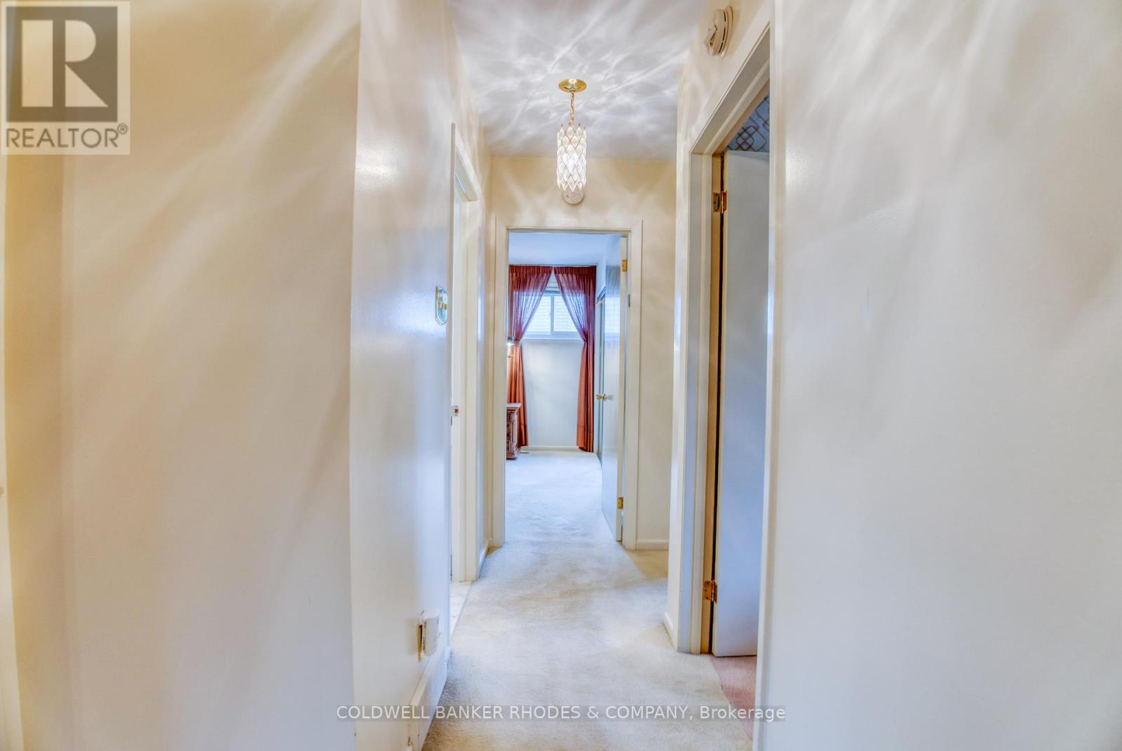 2005 Neepawa Avenue, Ottawa, Ontario  K2A 3L4 - Photo 15 - X12449871