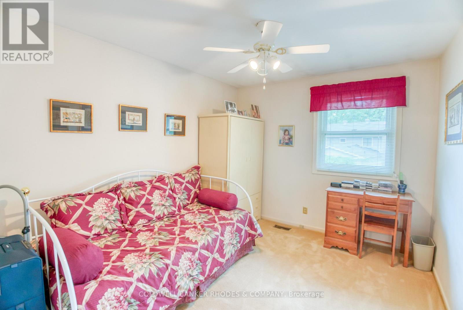 2005 Neepawa Avenue, Ottawa, Ontario  K2A 3L4 - Photo 20 - X12449871