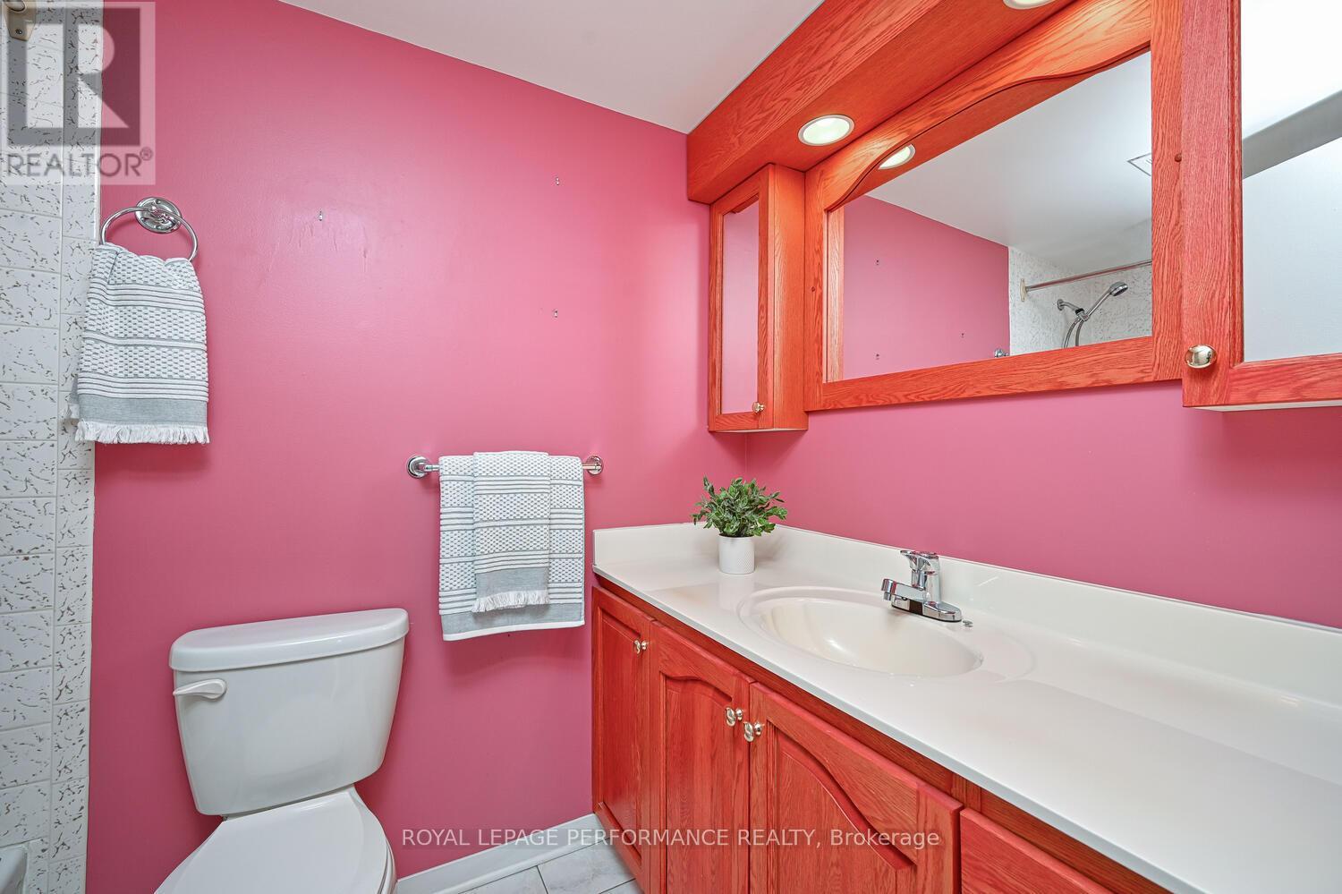 2103 - 500 Laurier Avenue W, Ottawa, Ontario  K1R 5E1 - Photo 20 - X12449911