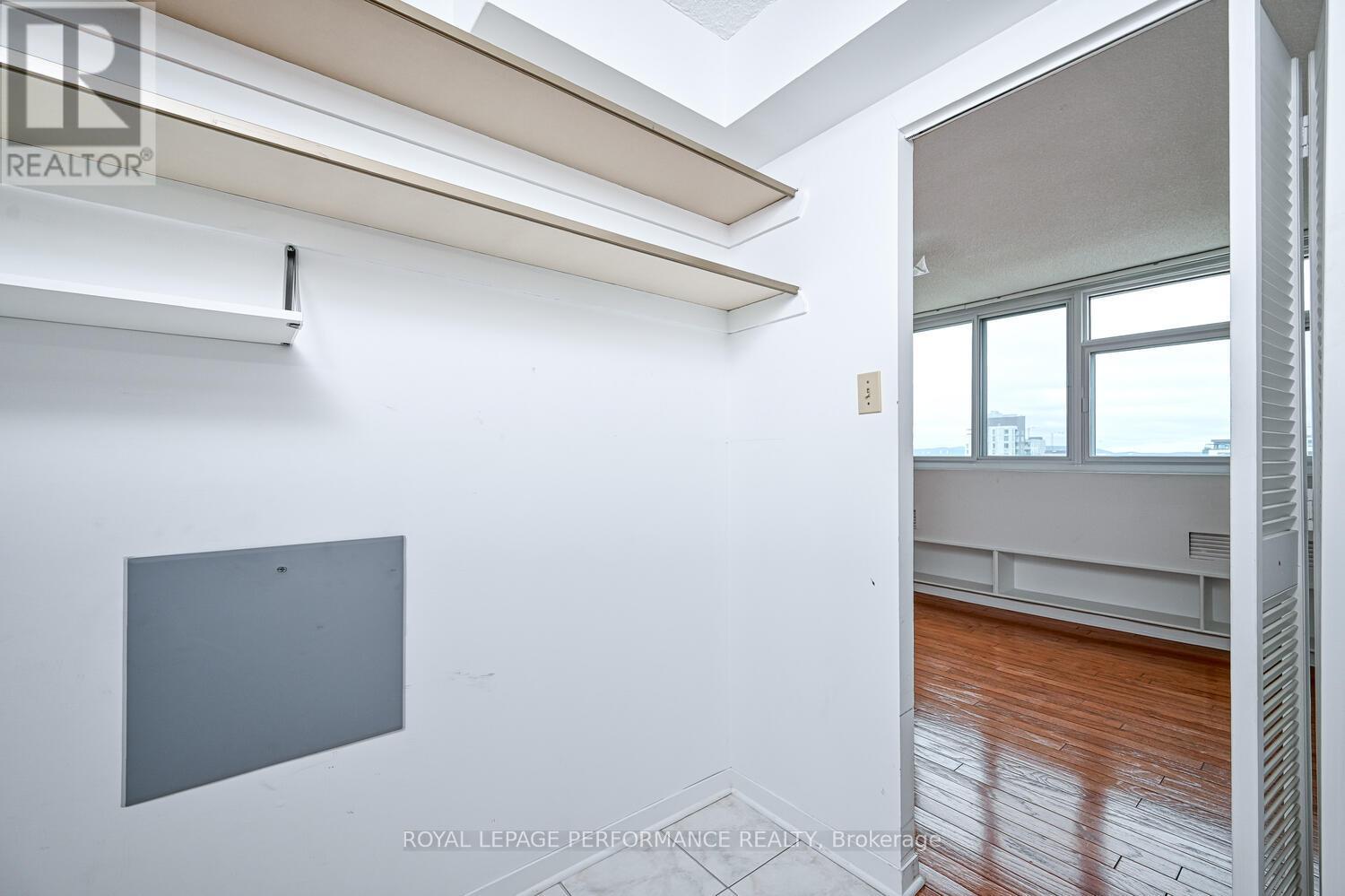2103 - 500 Laurier Avenue W, Ottawa, Ontario  K1R 5E1 - Photo 27 - X12449911