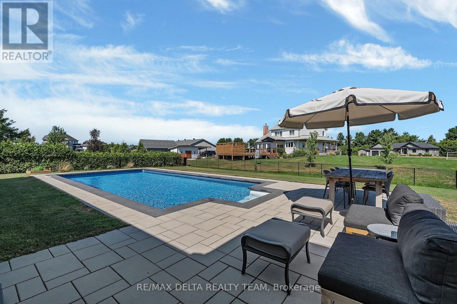 138 Des Tulipes Street, Clarence-Rockland, Ontario  K0A 2A0 - Photo 37 - X12449924