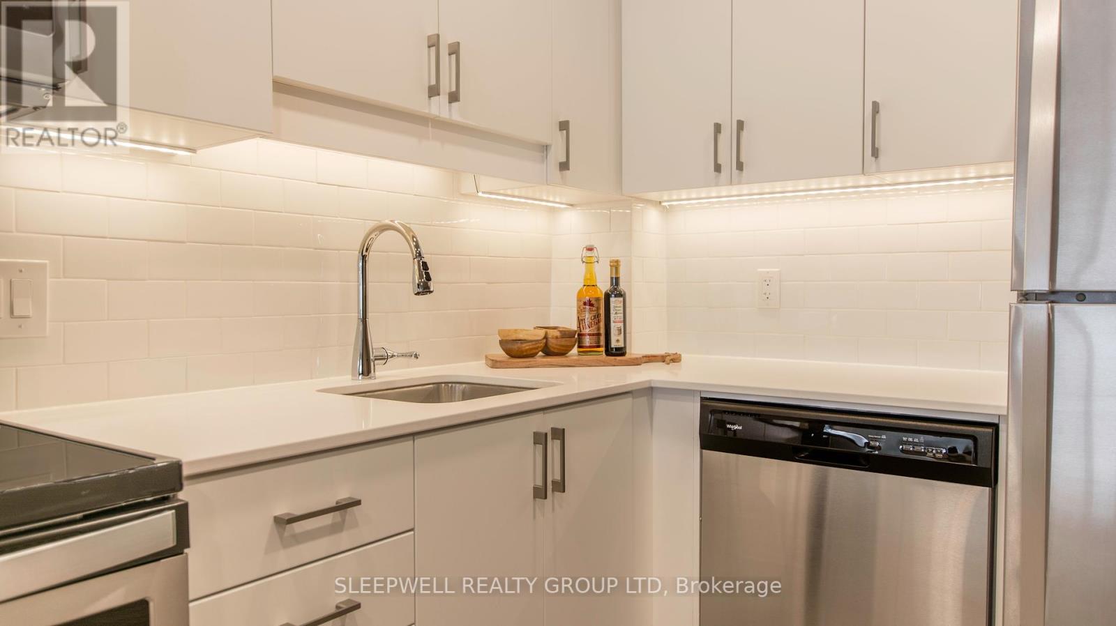 406 - 21 James Street, Ottawa, Ontario  K2P 0R9 - Photo 4 - X12449941