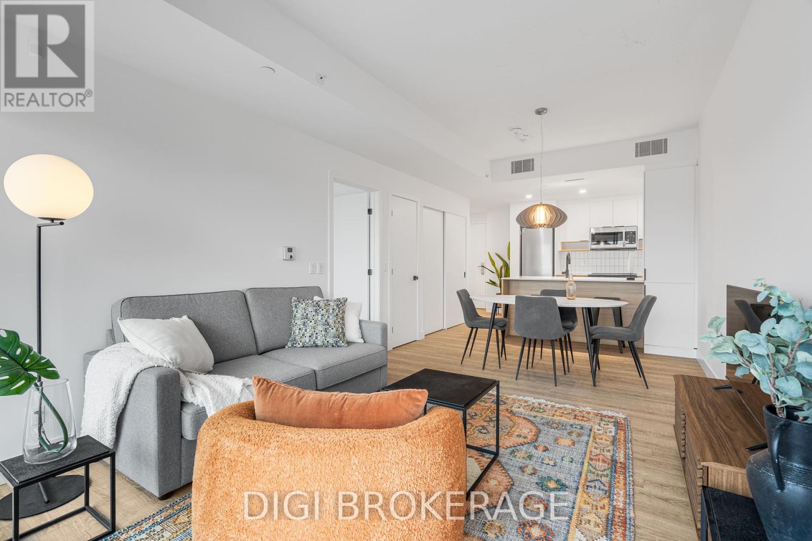 3005 - 1240 Cummings Avenue, Ottawa, Ontario  K1J 0E3 - Photo 13 - X12449957