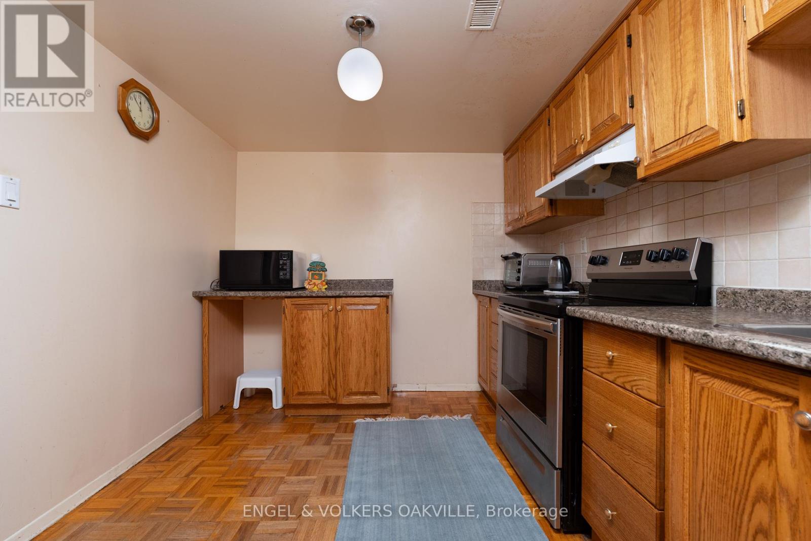 183 Vodden Street E, Brampton, Ontario  L6V 1M9 - Photo 29 - W12449290