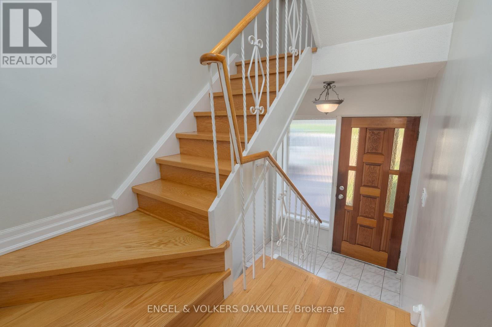 183 Vodden Street E, Brampton, Ontario  L6V 1M9 - Photo 7 - W12449290