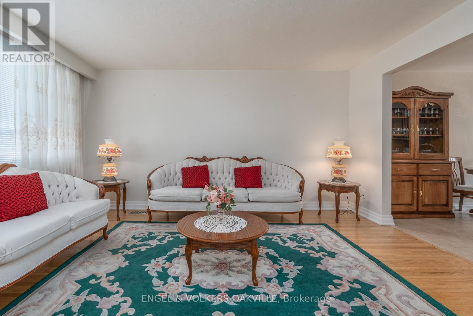 183 Vodden Street E, Brampton, Ontario  L6V 1M9 - Photo 9 - W12449290