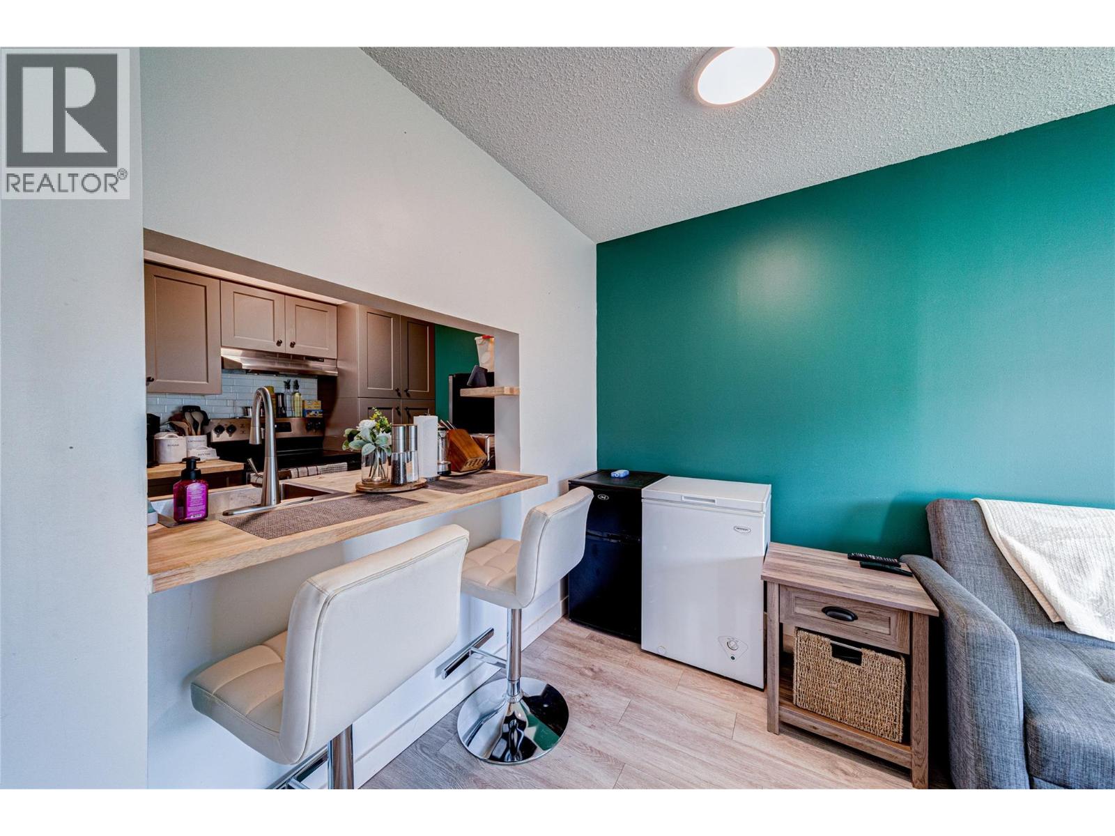 501 Elk Street Unit# 111, Elkford, British Columbia  V0B 1H0 - Photo 10 - 10364403